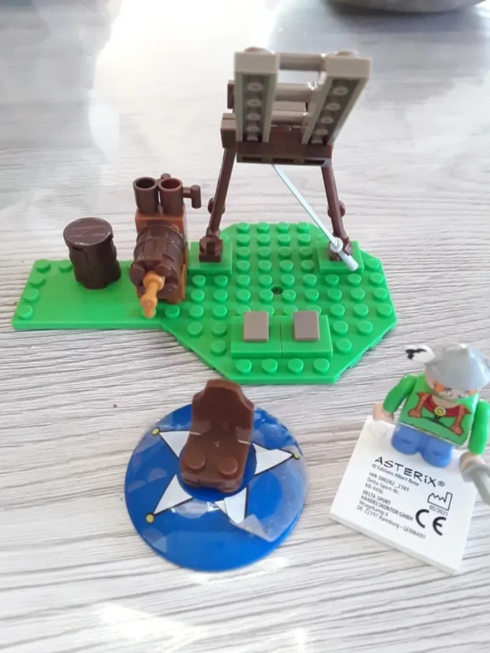 Lego Astérix le bouclier du chef - photo numéro 2