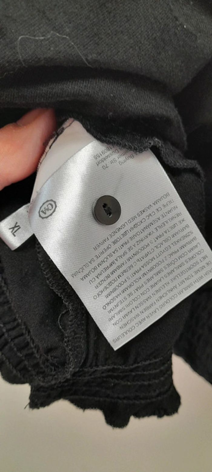 Tee-shirt noir,blouse - photo numéro 6