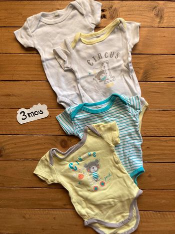 Bodies manches courtes