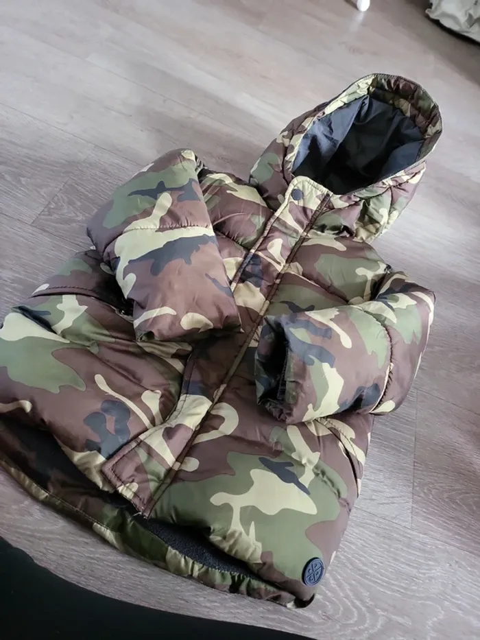 Veste 2/3 ans - photo numéro 3