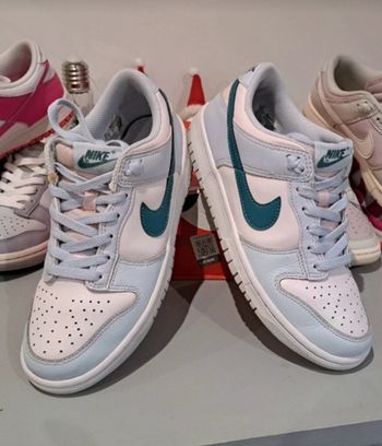 Nike Dunk Low bleu clair