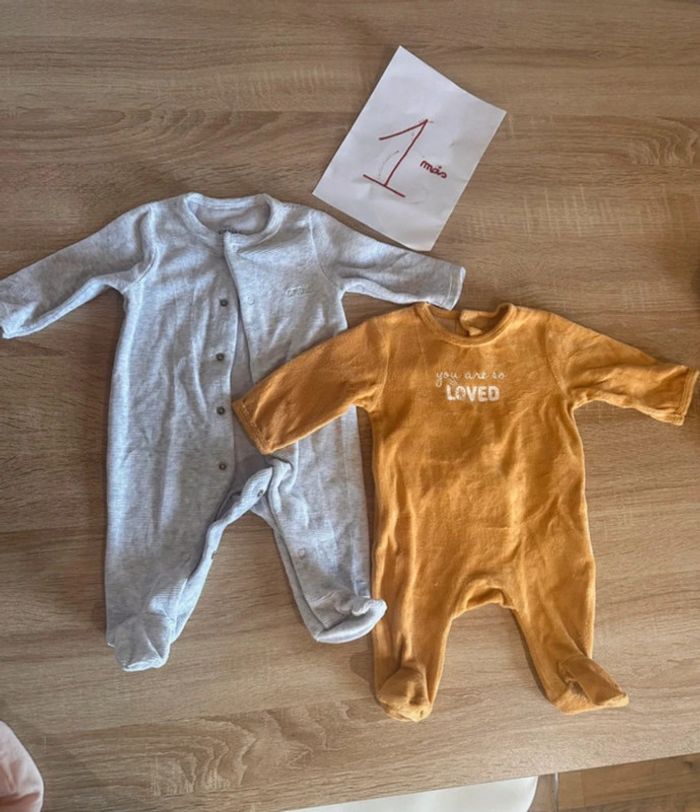 Lot de 4 pyjamas bébé 1 mois - photo numéro 2