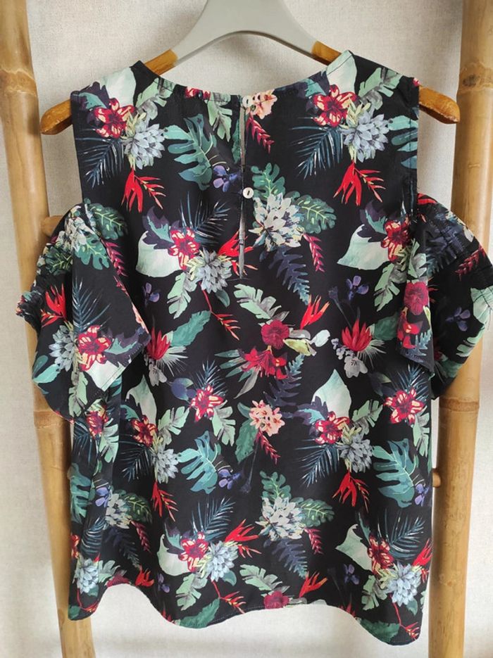 Haut femme fleuri