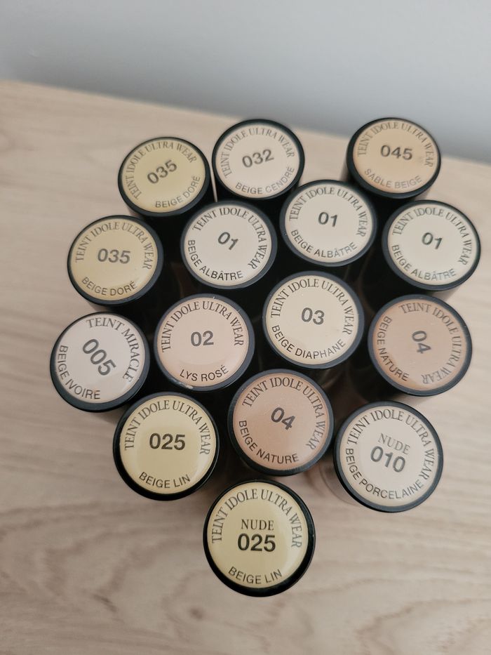 Fond de teint Idôle Lancôme 10 euros/Pièce - photo numéro 9