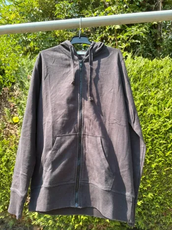Gilet noir intérieur polaire à capuche – Marque Gemo