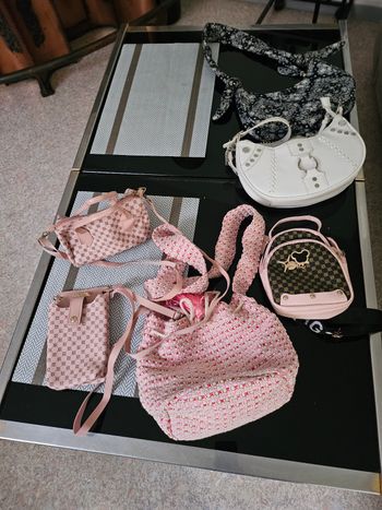 Lot de sacs et pochettes