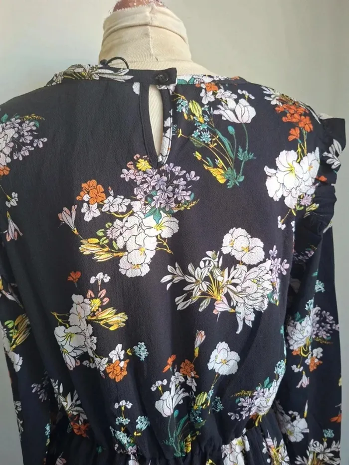 Robe fleurie noire, romantique et chic - Brave Soul, neuve, taille M - photo numéro 7