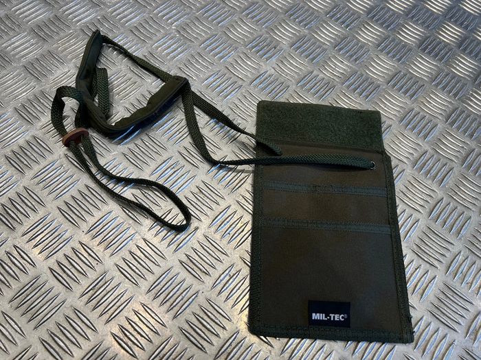 pochette portefeuille papiers multi poches vert tour de cou mil-tec neuf