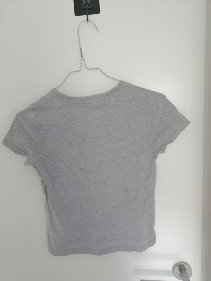 T shirt t Rex 8 ans - photo numéro 3