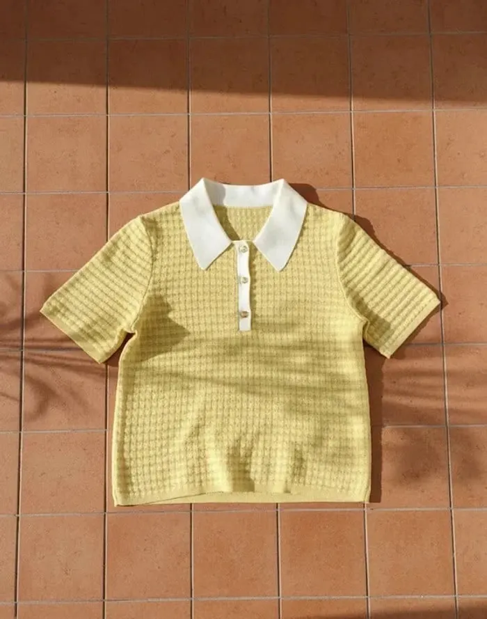 Top col polo Atelier Mimosa, maille texturée, manches courtes, taille S, preppy, rétro, chic