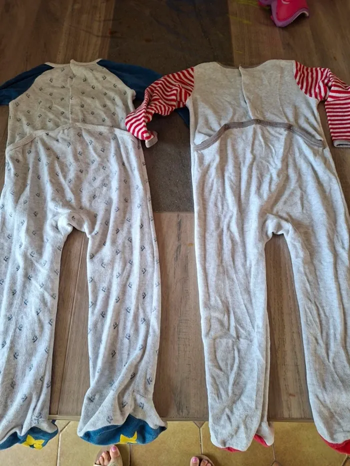 Deux pyjamas gemo 36 mois - photo numéro 4