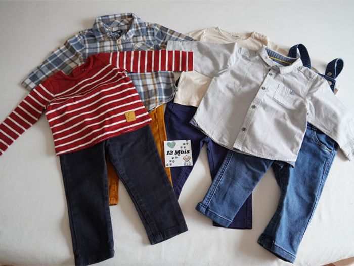 Lot n°2 : 8 Vêtements Garçon 12 mois : 3 Pantalons + 1 salopette + 4 Hauts