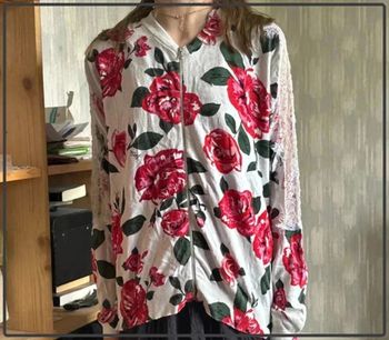 Veste motif floral taille 38 marque liu jo