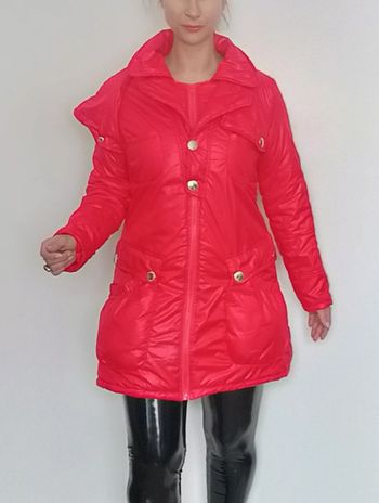 Doudoune longue fine rouge taille 40