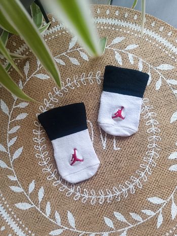 🐼 Gratuit Chaussette Jordan Naissance
