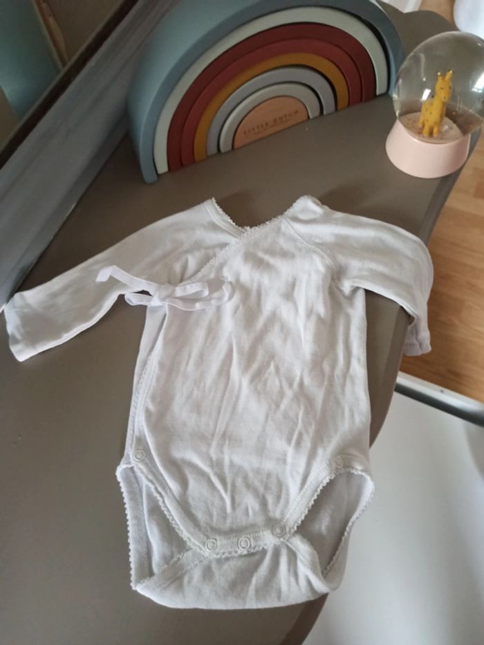 Body blanc 1 mois Petit Bateau - photo numéro 2