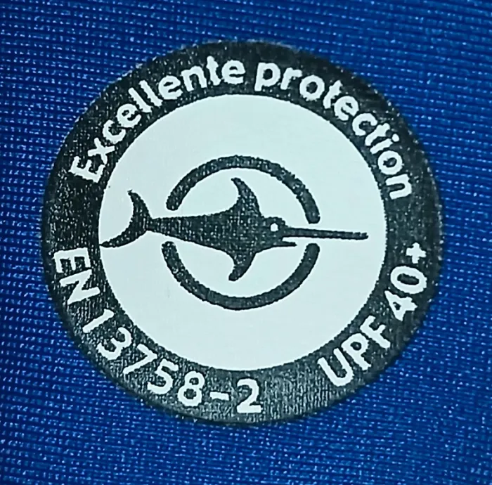Tee-shirt bain anti uv 4 ans - photo numéro 4