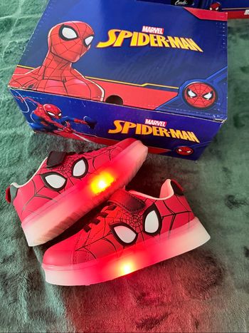 Basket Spiderman Marvel lumineux