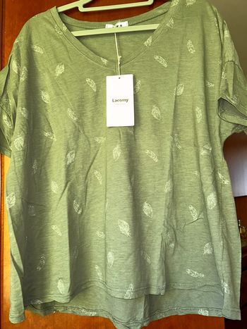 T-shirt kaki taille unique neuf avec étiquette