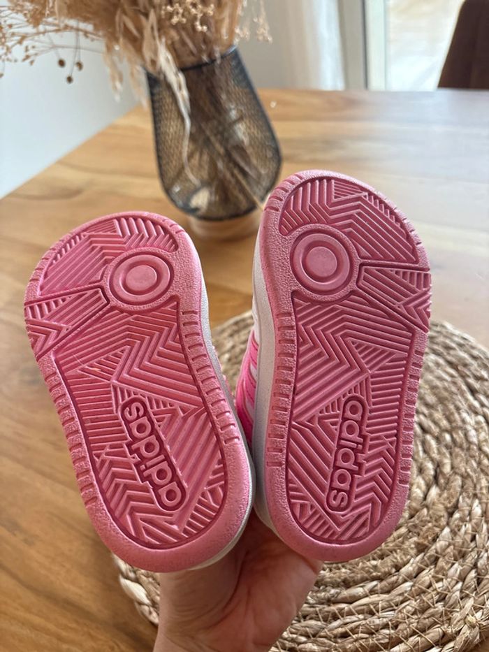 Basket Adidas Hoops 3.0 T.22 - photo numéro 4