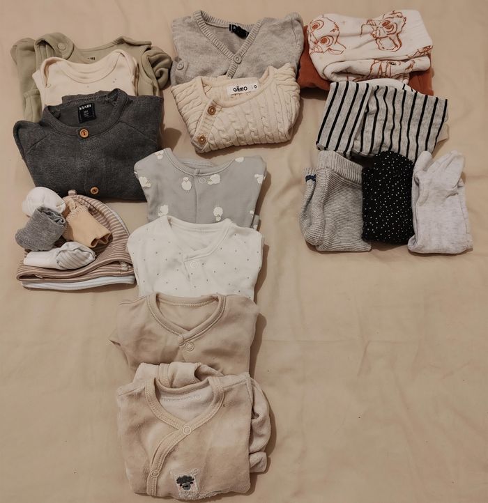 Lot vêtements naissance