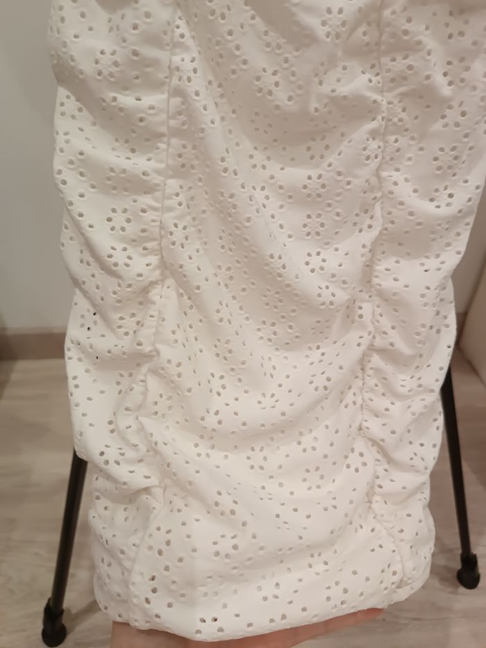 Très belle robe blanche taille xxs dentelle - photo numéro 5