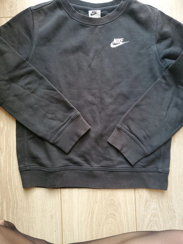 Sweat Nike noir - photo numéro 4