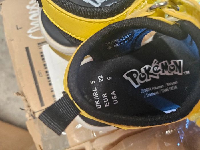 Sandale pikachu / chaussure été pokemon - photo numéro 3