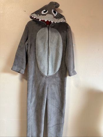 Sur pyjama garçon taille 110/116