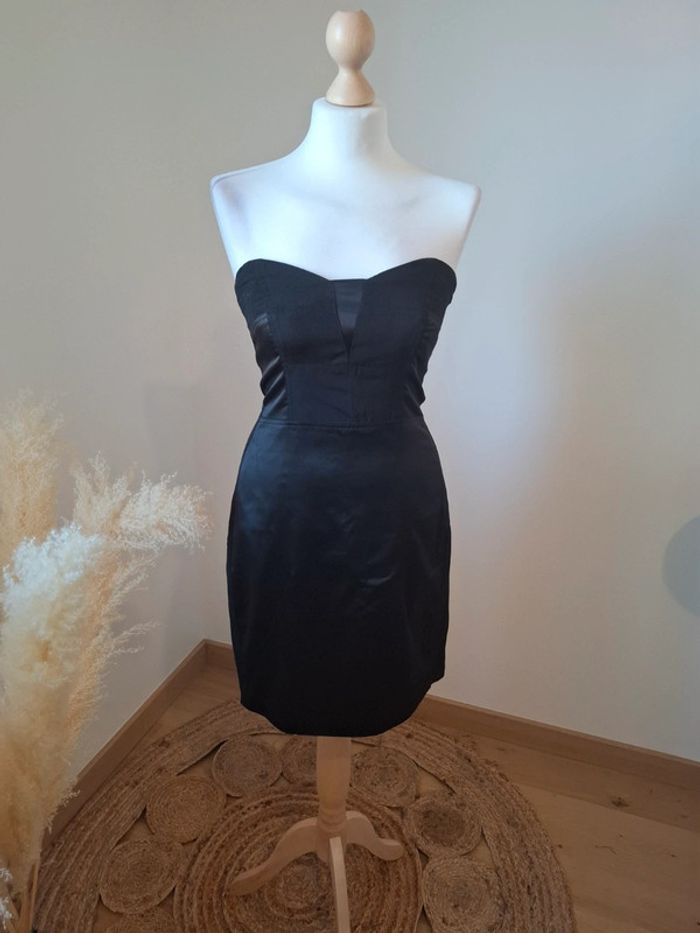 Robe bustier noire satinée Vila taille S 36