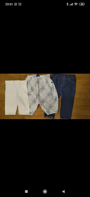 Lot pantalons printemps-été 12 mois