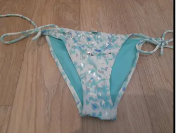 bas de maillot de bains taille 34