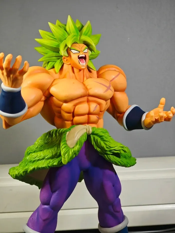 Figurine Dragon Ball Super : Broly SSJ 33cm Bandai King Clustar Ichibankuji avec boite - photo numéro 9