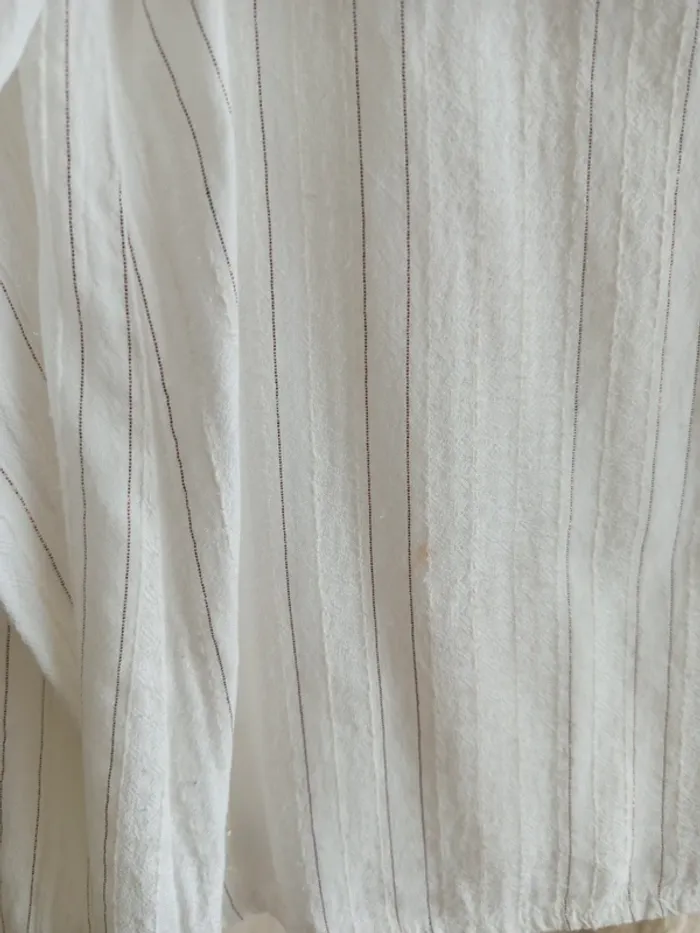 Blouse blanche & dorée 8 ans - photo numéro 6