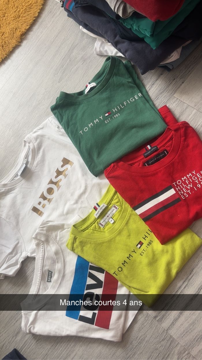 Lot t-shirt enfant 4 ans