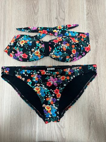Maillot de bain 2 pièces taille 36