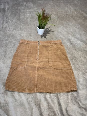 Magnifique jupe beige femme/fille 👸🏼