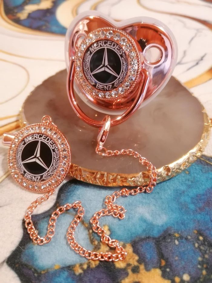 Sucette rose gold mercedes Benz - photo numéro 2
