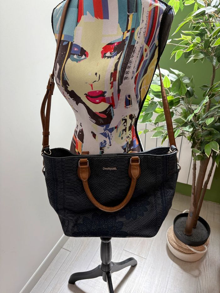 Sac à main Desigual | Bleu marine et marron | 39 X 24 cm - photo numéro 6