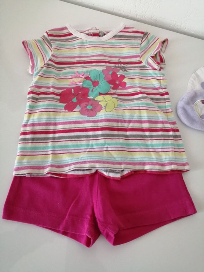 Ensemble short et T shirt 6 mois - photo numéro 2