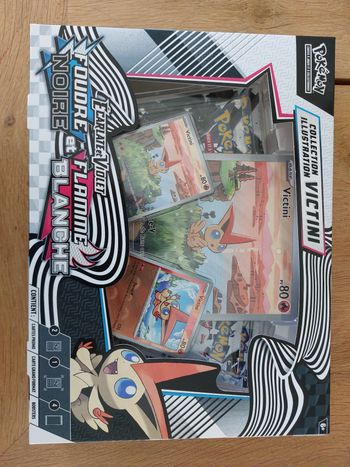 Coffret Collection Illustration Unys - Victini EV10.5, Scellé FR
