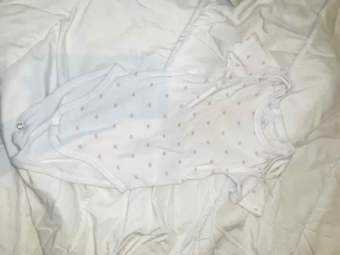 Lot de 14 bodys bébé fille 6-9 mois - photo numéro 14