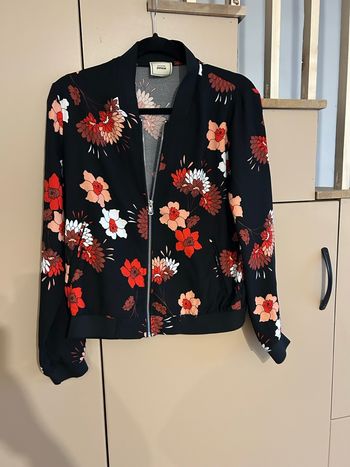 Veste fleuri Pimkie 