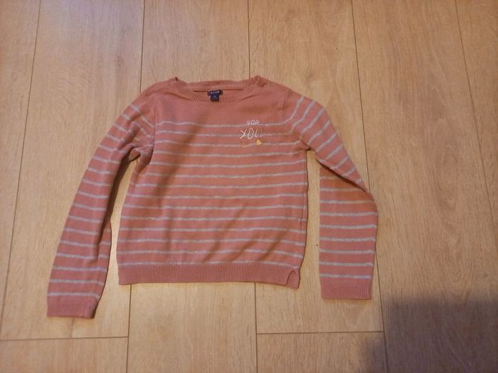 Pull kiabi rayé rose et gris