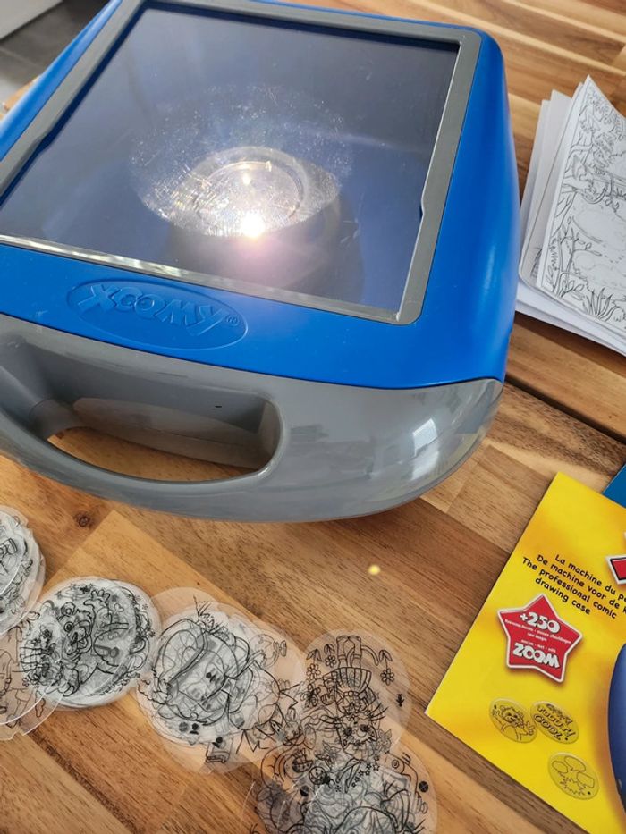 Jeu tablette lumineuse machine à dessiner Xoomy Ravensburger - photo numéro 2