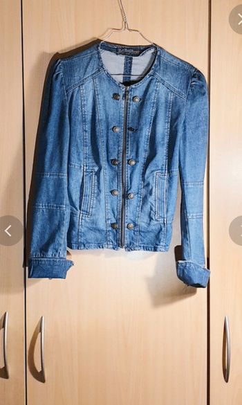 Tres jolie et original veste en jean Taille L