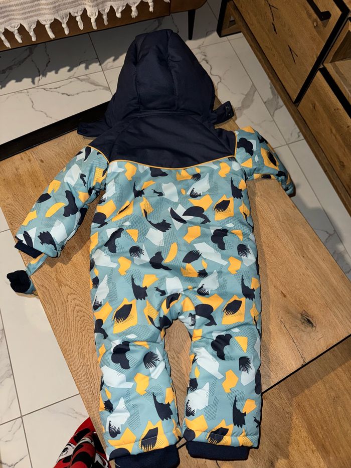 Combinaison 18 mois neuve - photo numéro 2