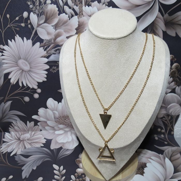 🌟 Superbe Collier Double Rang – Motifs Triangulaires Dorés 🌟 - photo numéro 2
