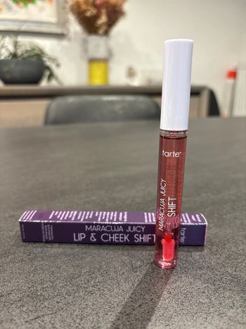 Gloss à lèvres tarte