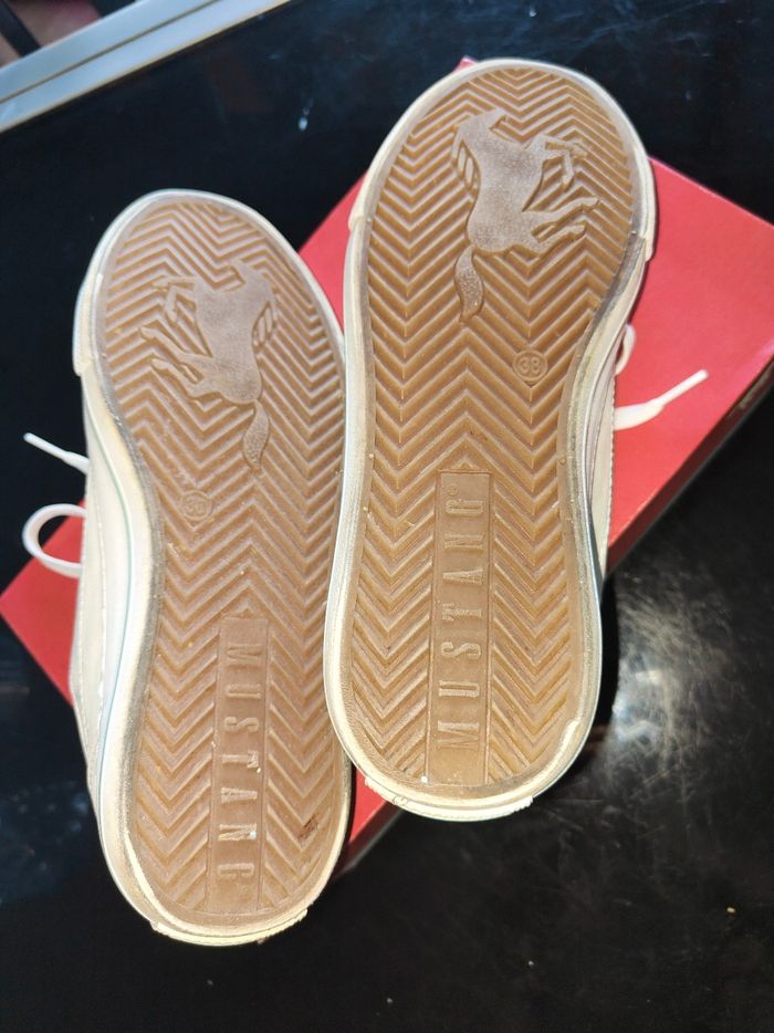 Basket mustang 38 - photo numéro 4